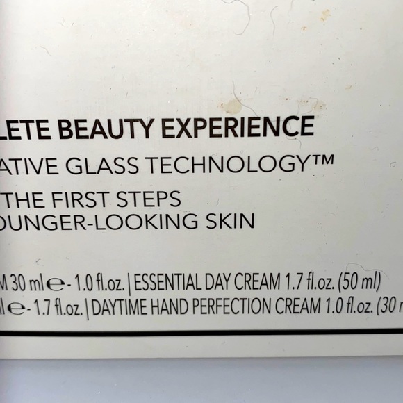 NIB Sirot full sized AM & PM cream & serum w/famous travel sz hand cream - Picture 4 of 6